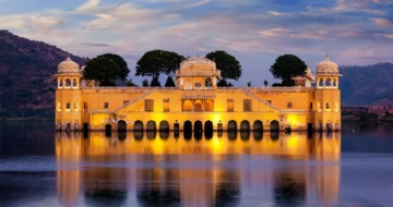 Jaipur sightseeing Taxi